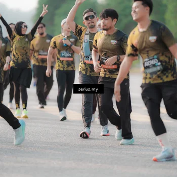 Runner Photo 6395915