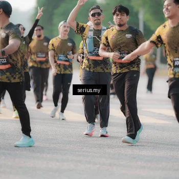 Runner Photo 6395916