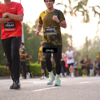Runner Photo 6395941
