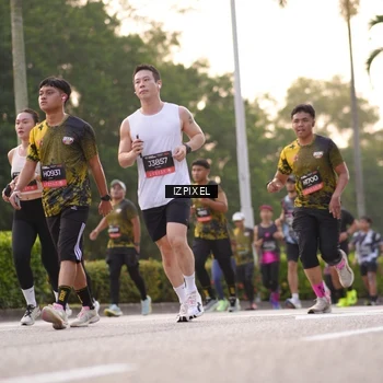 Runner Photo 6396011