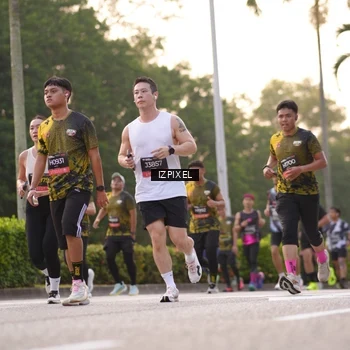 Runner Photo 6396025