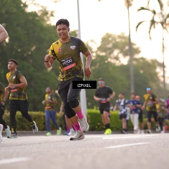 Runner Photo 6396034