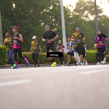 Runner Photo 6396047
