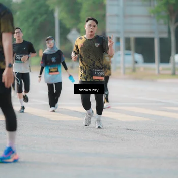 Runner Photo 6396048