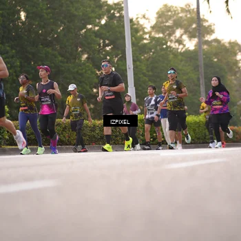Runner Photo 6396051