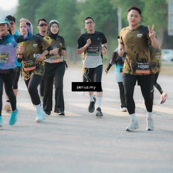 Runner Photo 6396063