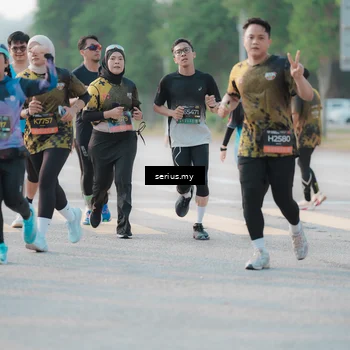 Runner Photo 6396066