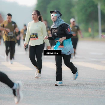 Runner Photo 6396104