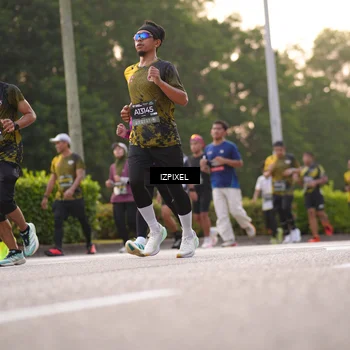 Runner Photo 6396124