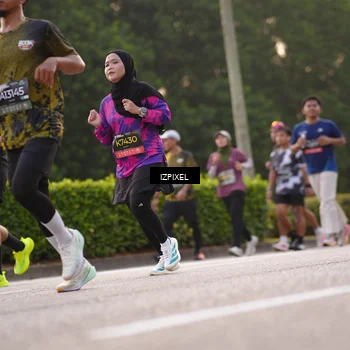 Runner Photo 6396147