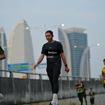 Runner Photo 6396270