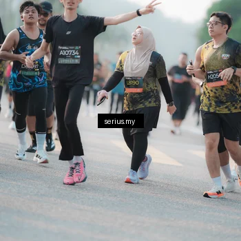 Runner Photo 6396275