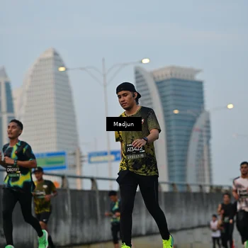 Runner Photo 6396279