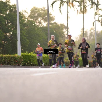 Runner Photo 6396343