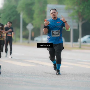 Runner Photo 6396344