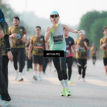 Runner Photo 6396415