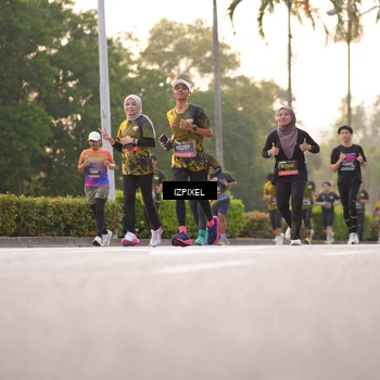 Runner Photo 6396420