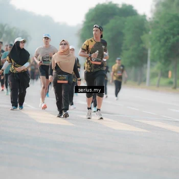 Runner Photo 6396467