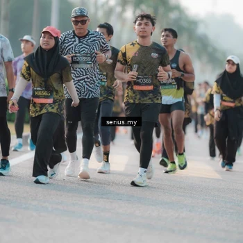 Runner Photo 6396491