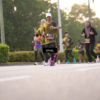Runner Photo 6396497