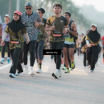 Runner Photo 6396501