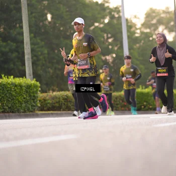 Runner Photo 6396510