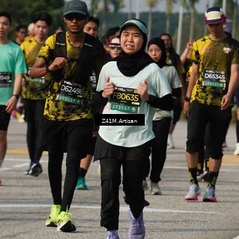 Runner Photo 6396511