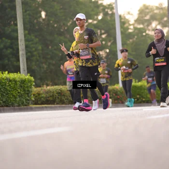 Runner Photo 6396512