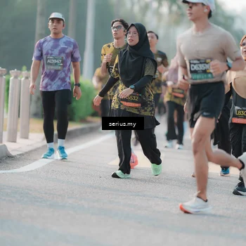 Runner Photo 6396521