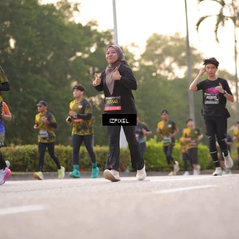 Runner Photo 6396523