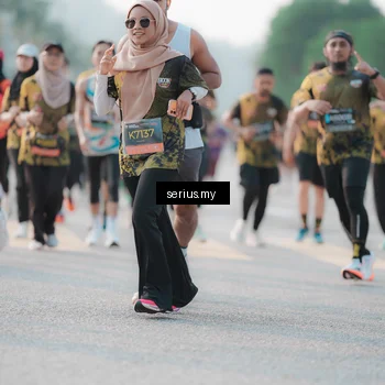 Runner Photo 6396663