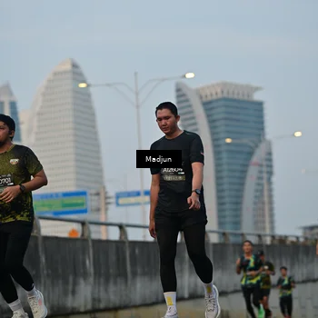 Runner Photo 6396665