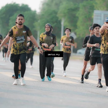 Runner Photo 6396705