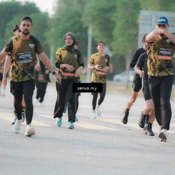 Runner Photo 6396713