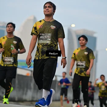 Runner Photo 6396726