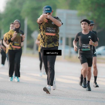 Runner Photo 6396730