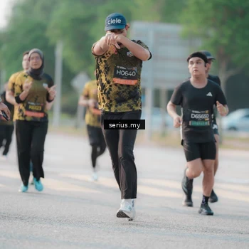 Runner Photo 6396744