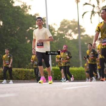 Runner Photo 6396747