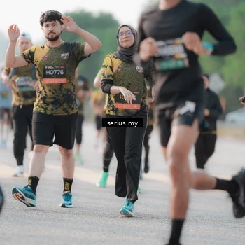 Runner Photo 6396763