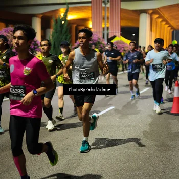 Runner Photo 6396800