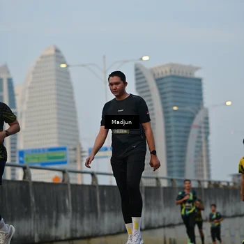 Runner Photo 6396817