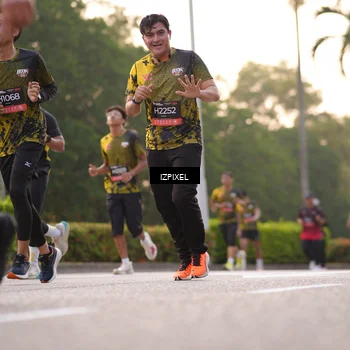 Runner Photo 6396862