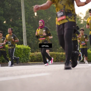 Runner Photo 6396865