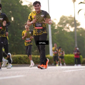 Runner Photo 6396885
