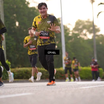 Runner Photo 6396888