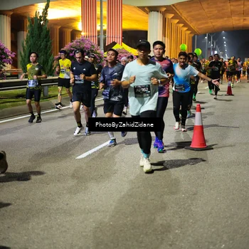 Runner Photo 6396924