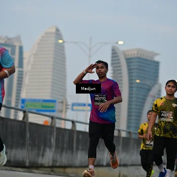 Runner Photo 6396978