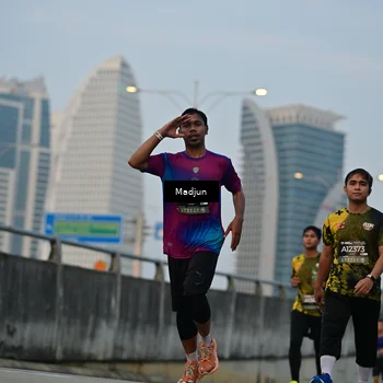 Runner Photo 6397003