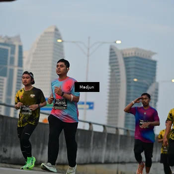 Runner Photo 6397039