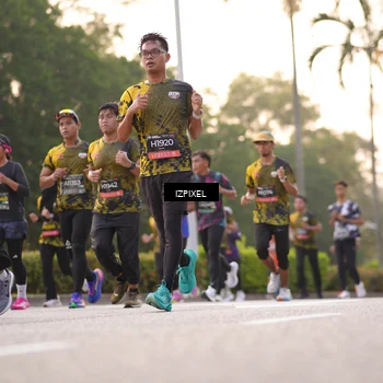 Runner Photo 6397105